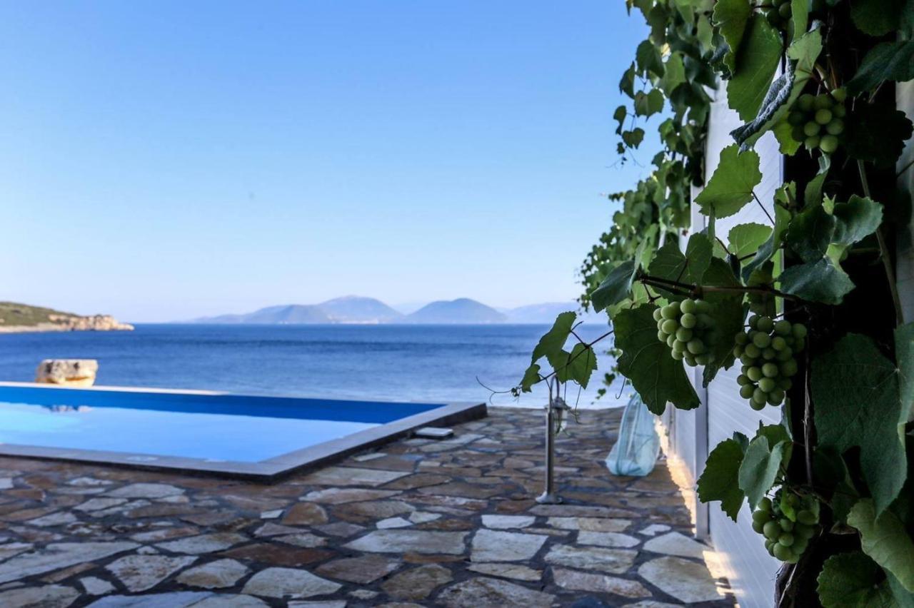 Amousso Beach Villas Marantochori ภายนอก รูปภาพ