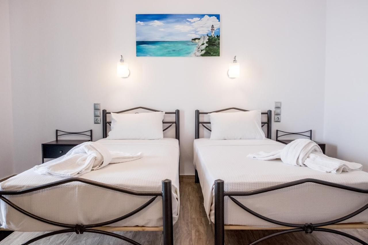 Amousso Beach Villas Marantochori ภายนอก รูปภาพ
