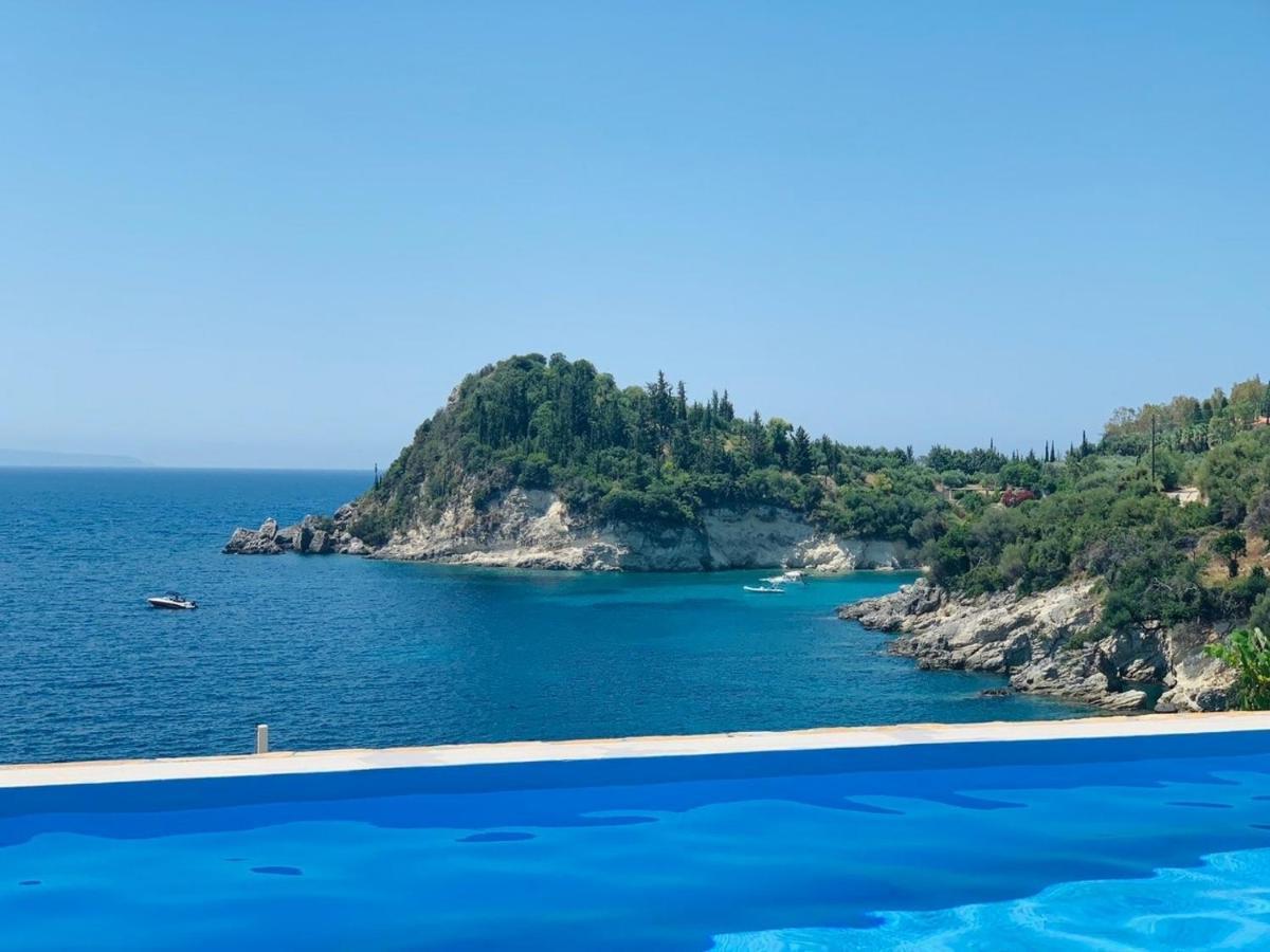 Amousso Beach Villas Marantochori ภายนอก รูปภาพ