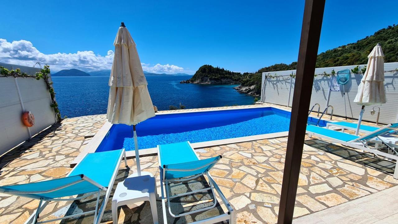 Amousso Beach Villas Marantochori ภายนอก รูปภาพ