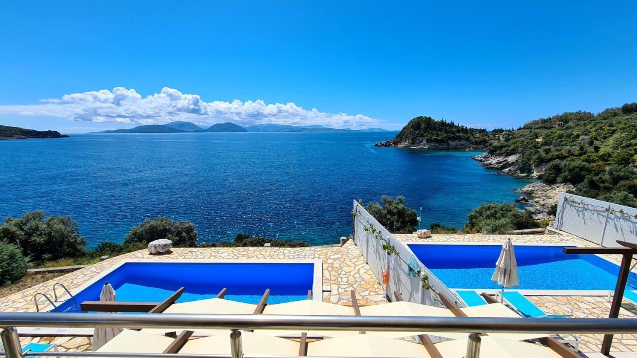 Amousso Beach Villas Marantochori ภายนอก รูปภาพ